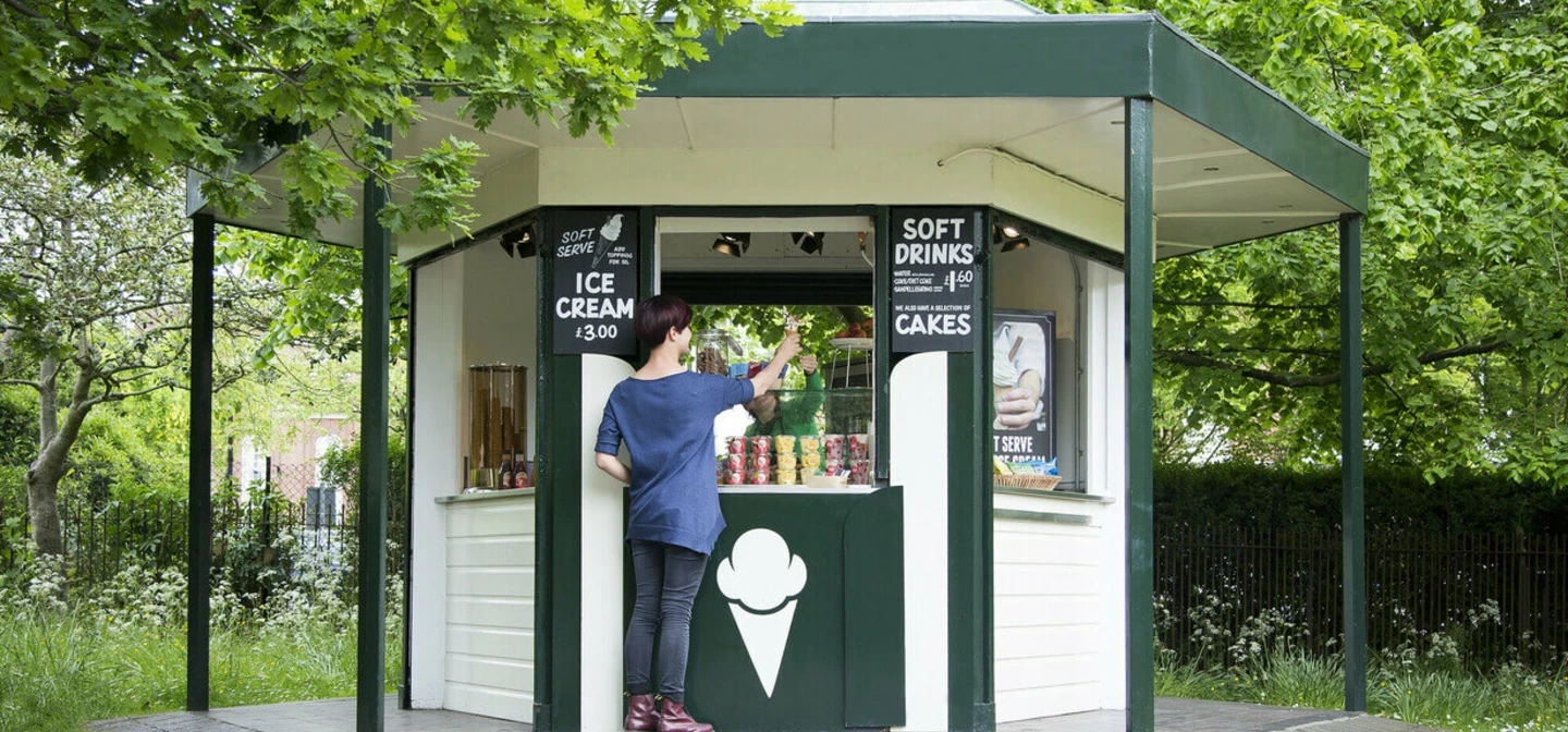 Refreshment kiosk in The Regent's Park