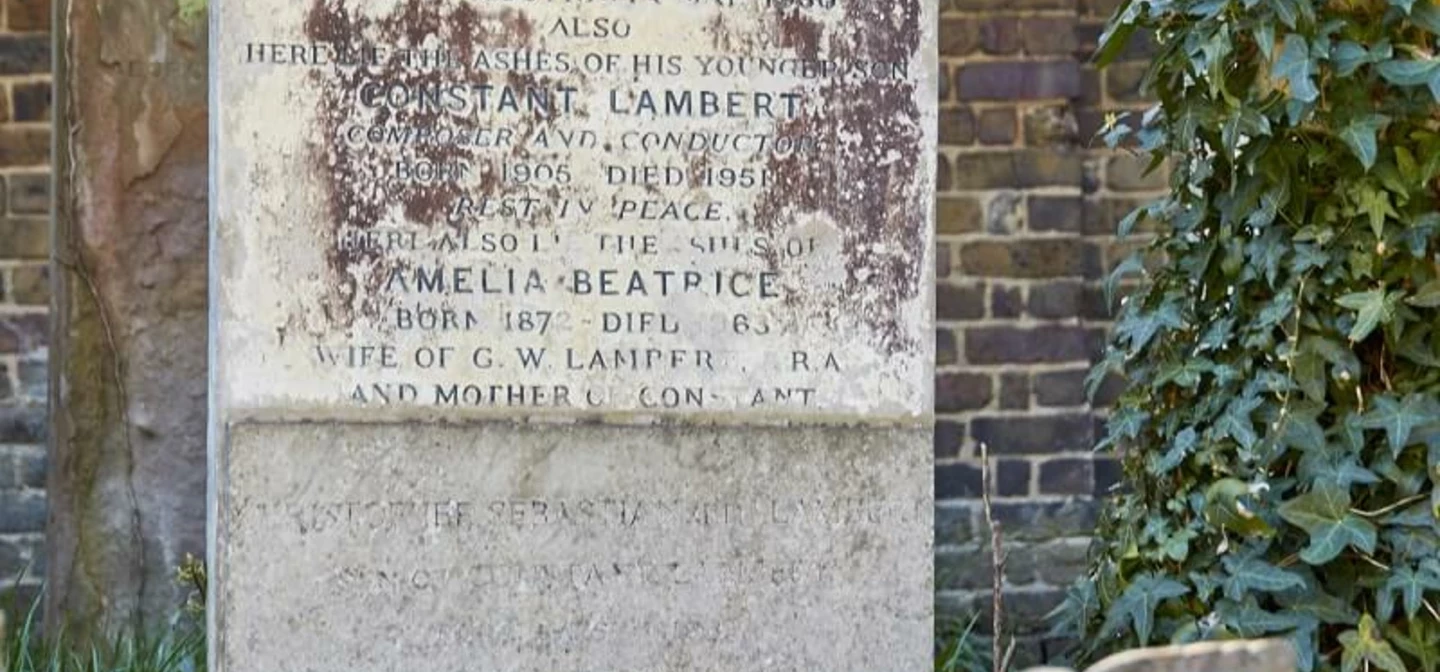 Constant and Kit are remembered on the same large gravestone, while Flo’s smaller memorial stands in front.