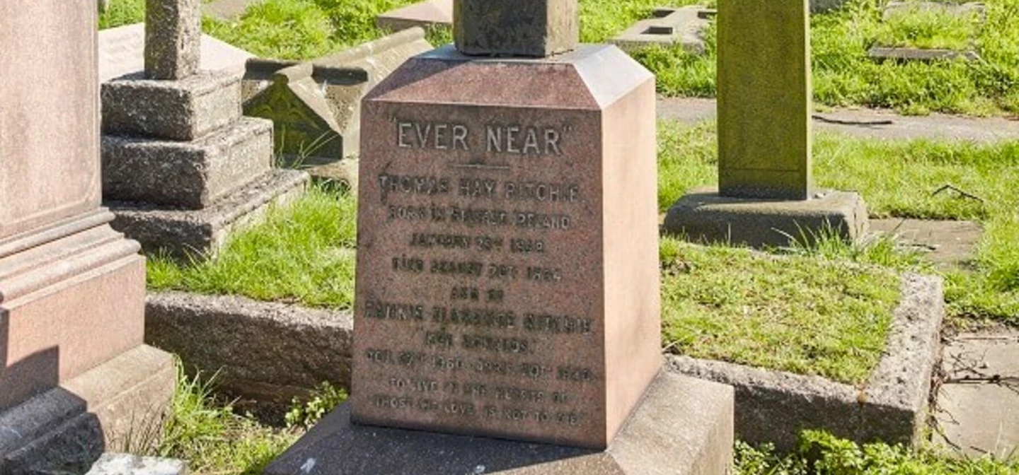 Thomas Ritchie's grave