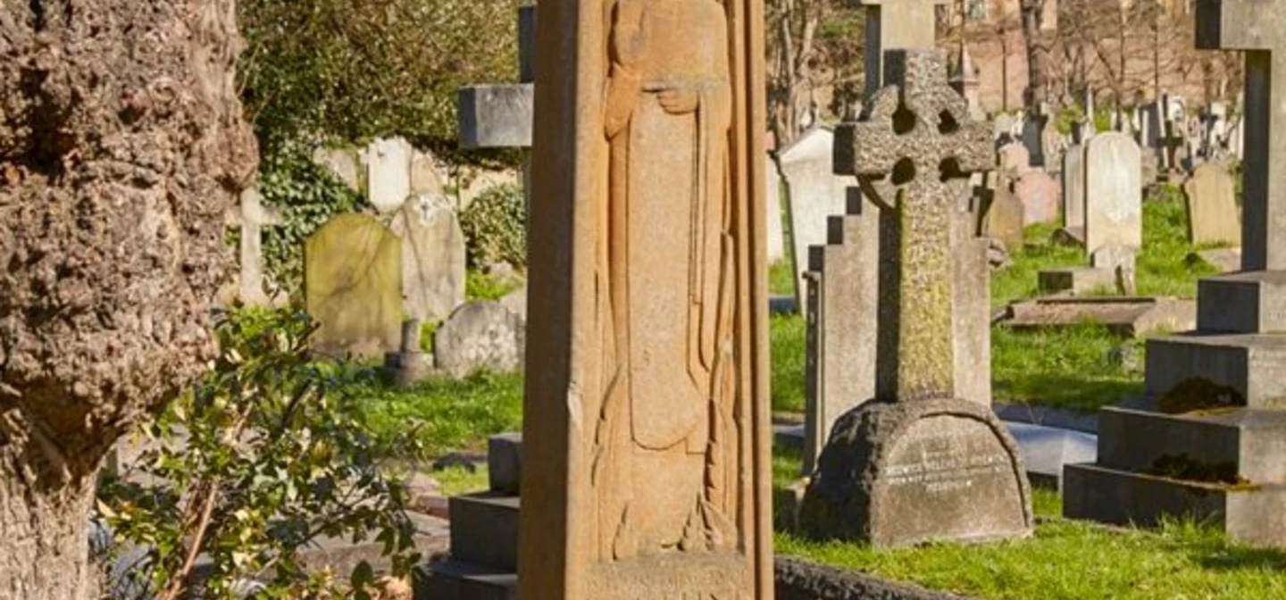 Emmeline Pankhurst monument in Brompton Cemetery