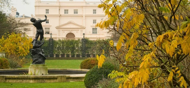 St John's Lodge Garden in autumn