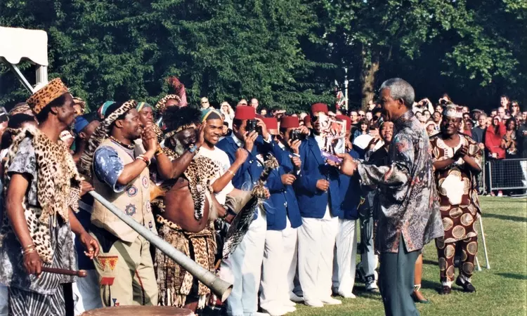 Mandela in St. James's Park at the tree planting ceremony, 1996