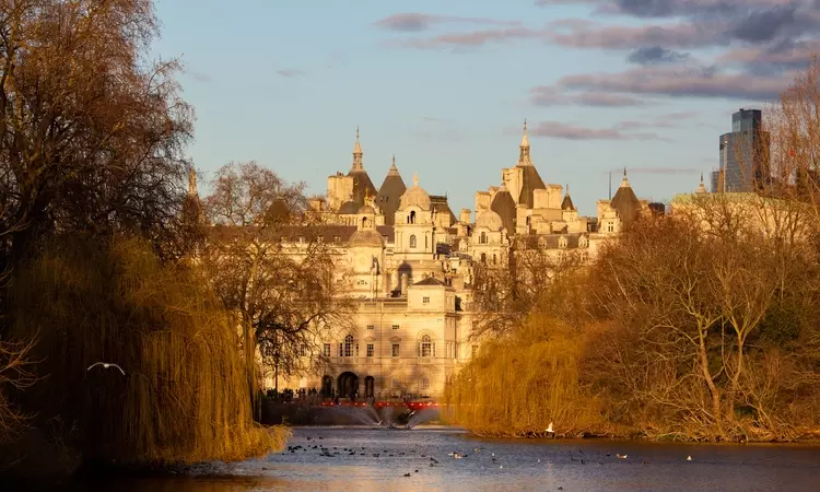 St James's lake view towards Horse Guards Parade