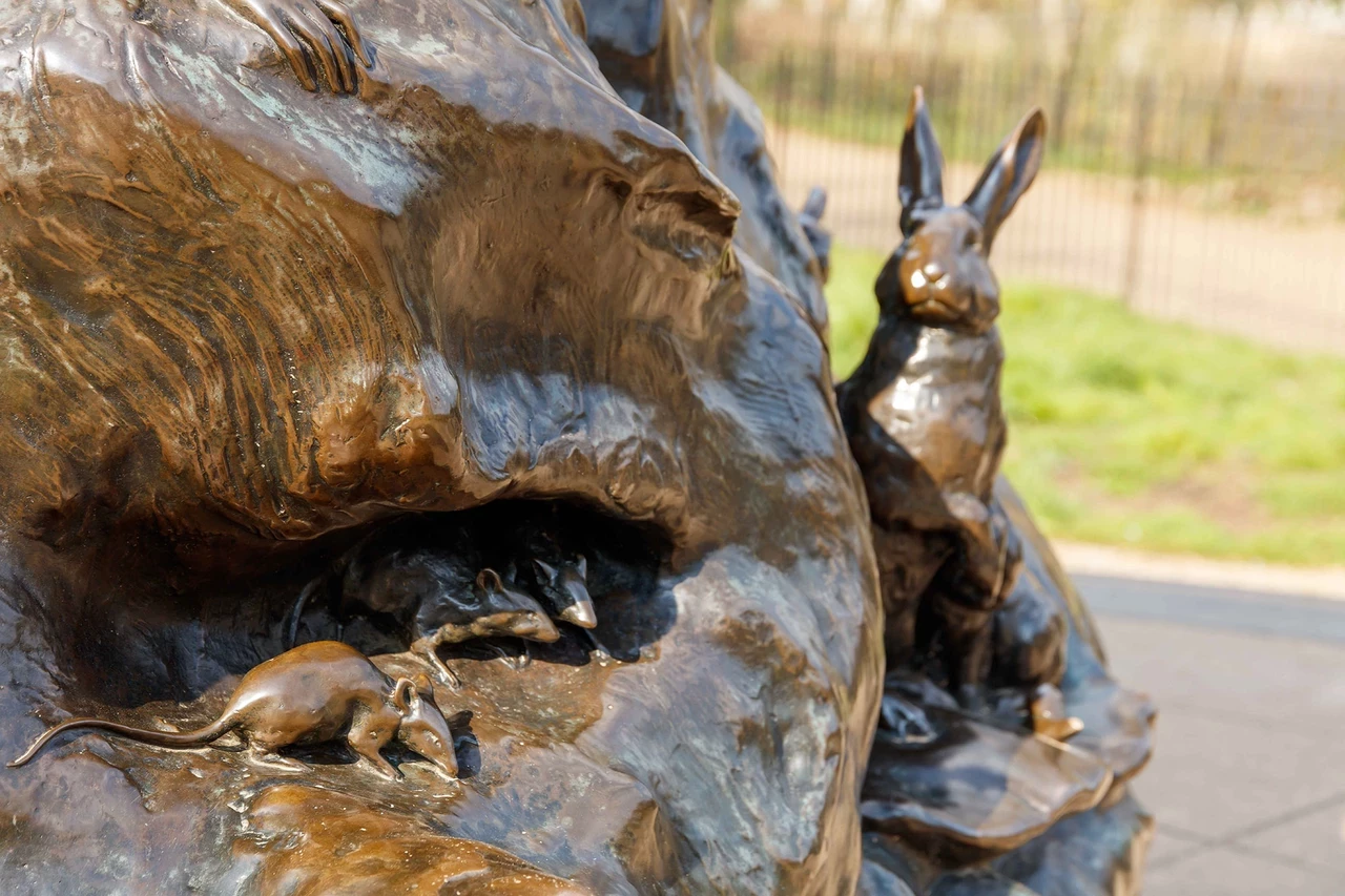 Some of the animals that decorate the base of the Peter Pan statue, Kensington Gardens