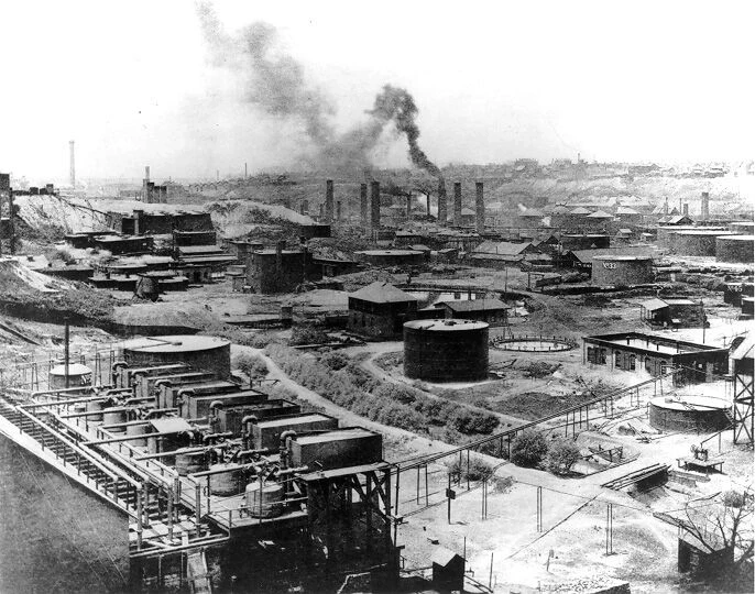 One of Standard Oil’s refineries in Ohio in 1889.