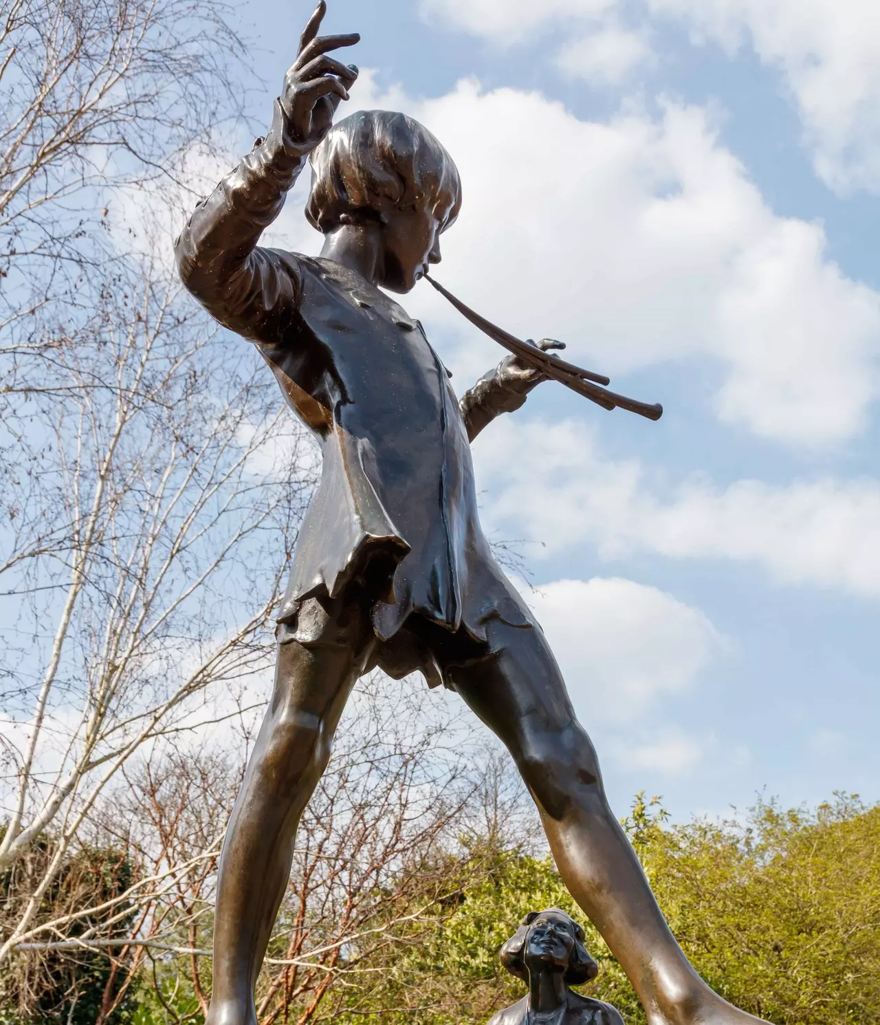 The Peter Pan statue in Kensington Gardens