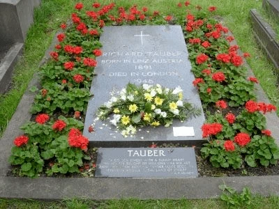 The grave dressed with flowers