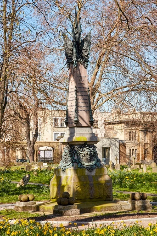 Chelsea Pensioners monument