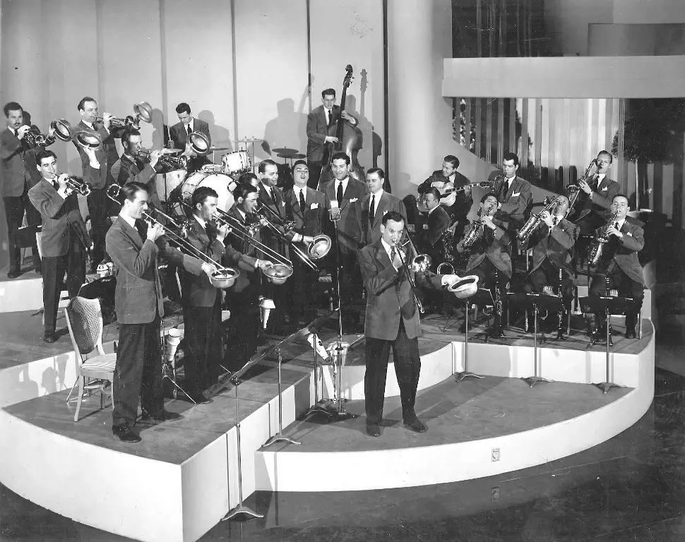 Glenn Miller and his band in 1940-41