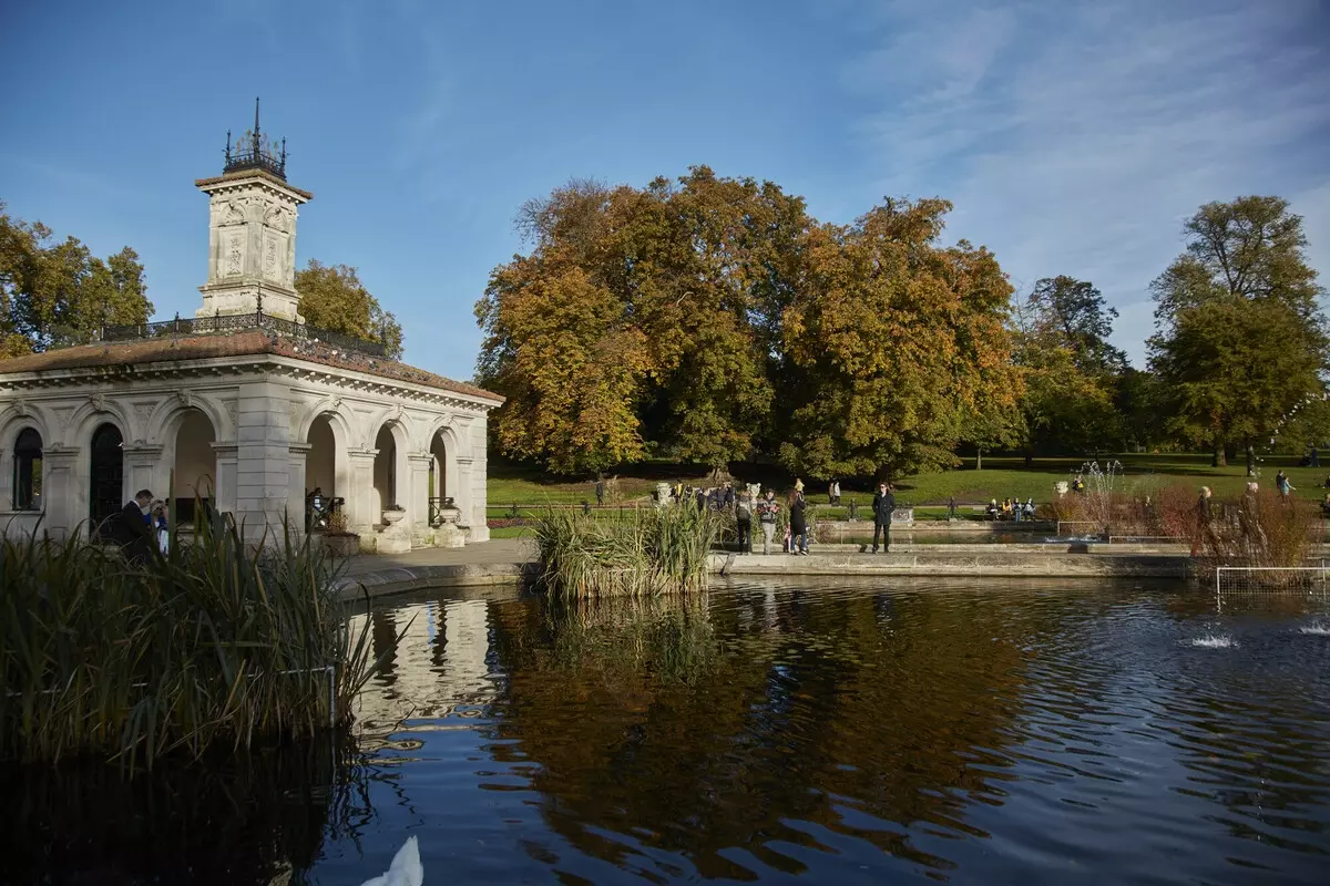 Italian Gardens in Kensington Gardens in autumn